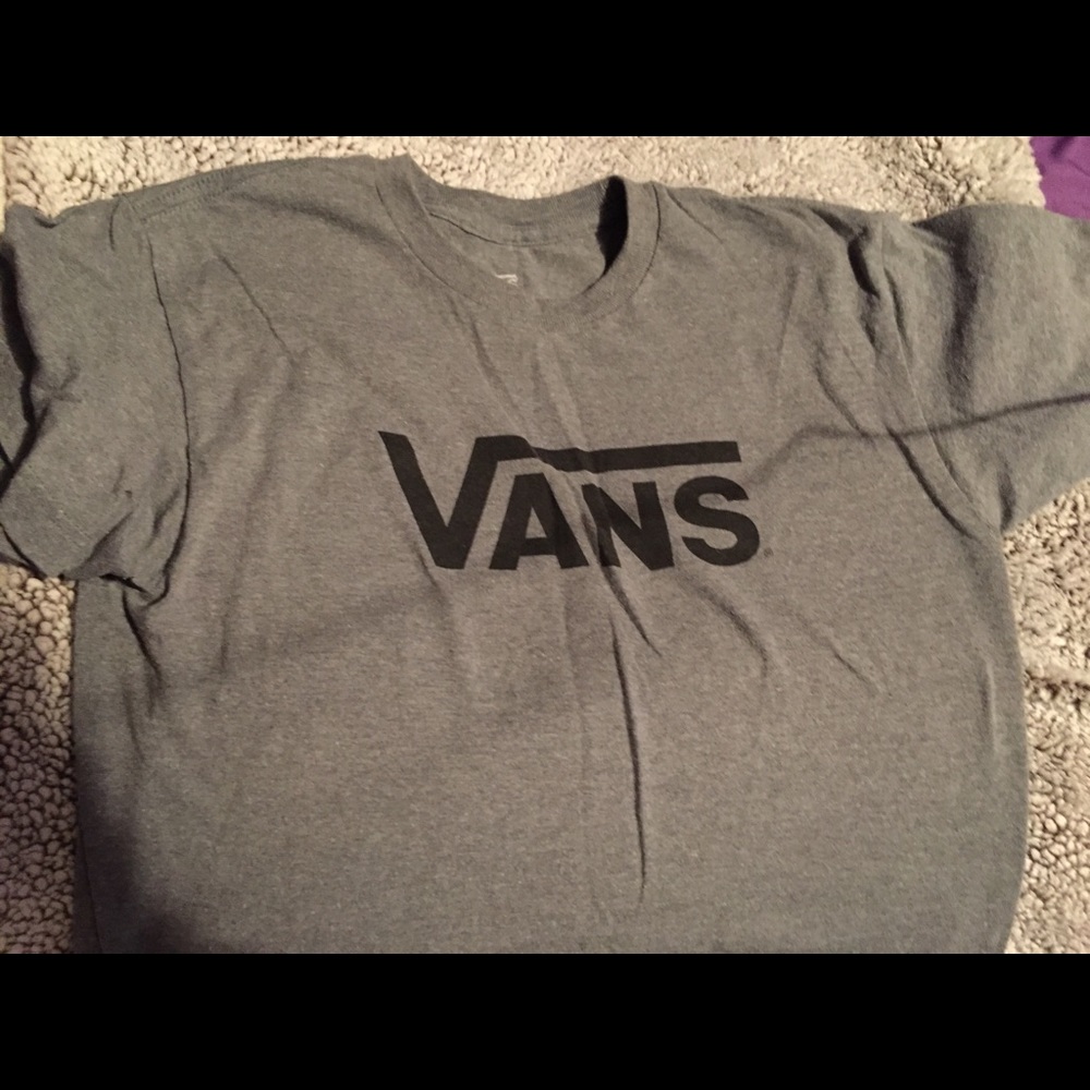 Grey Vans Graphic Tee in Medium